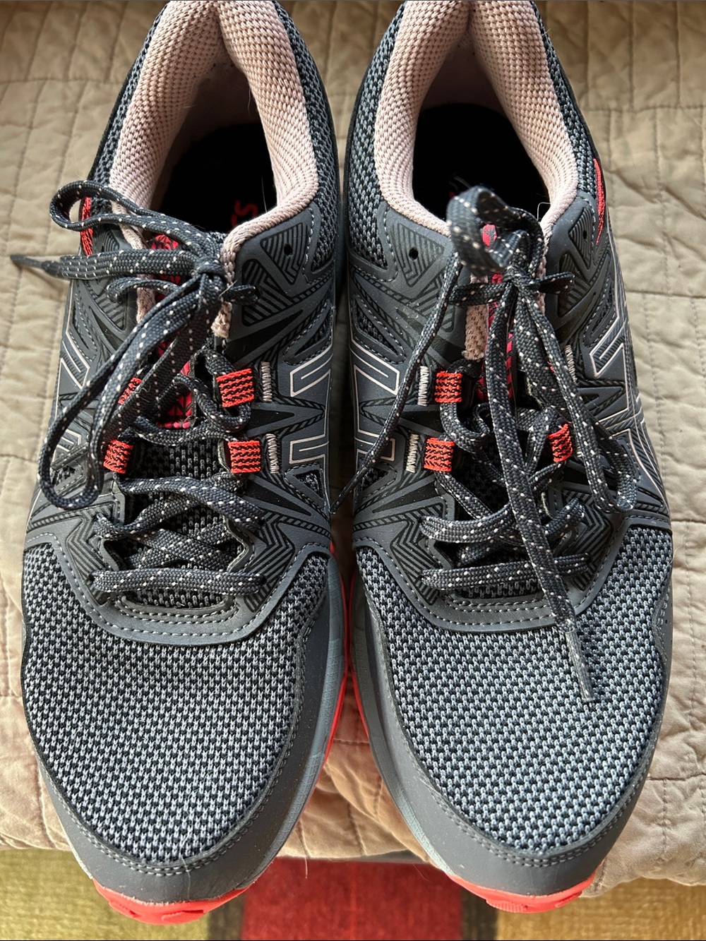 Asics Women’s Athletic Running Shoes in Gray with Red Accents